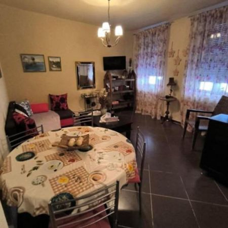 Cozy Apartment Alexandros Near Aqueduct Кавала Екстер'єр фото